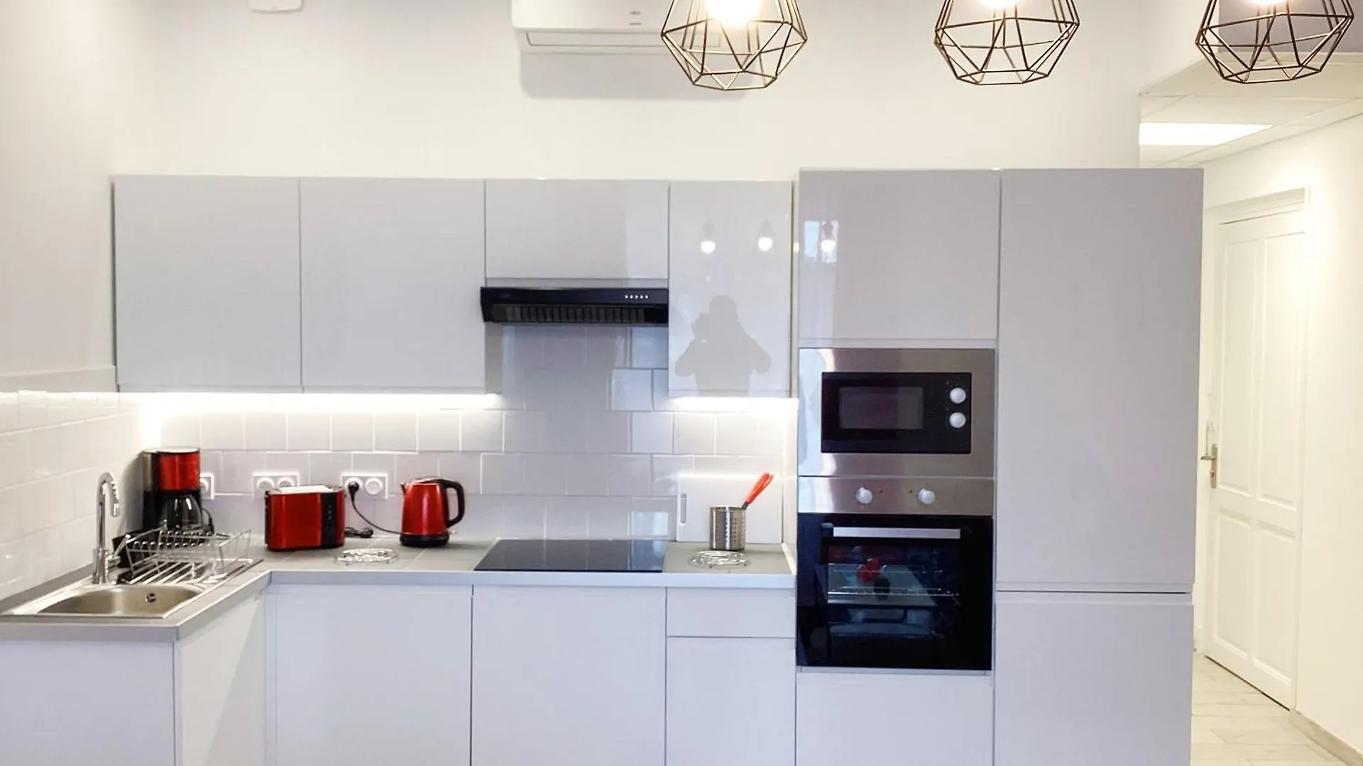 Appartement Stella 95 M2 Climatise Parking Proche Sanctuaires Lourdes France