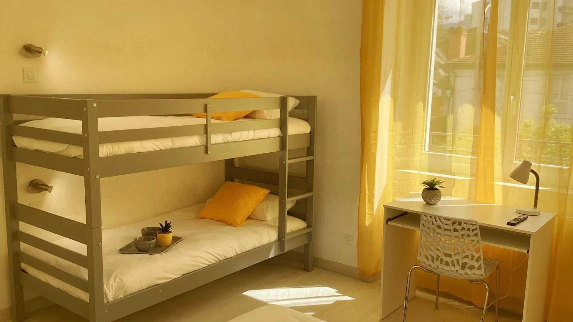 Appartement Stella 95 M2 Climatise Parking Proche Sanctuaires Lourdes