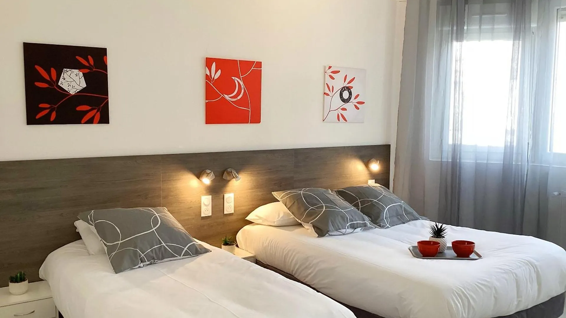 Apartment Appartement Stella 95 M2 Climatise Parking Proche Sanctuaires Lourdes France